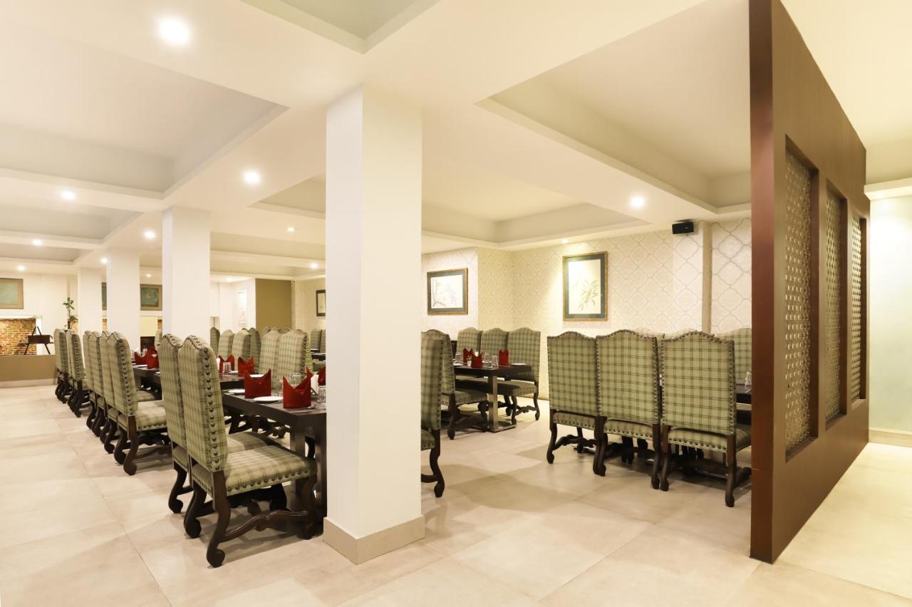 Summit Denzong Hotel & Spa Gangtok Exterior photo