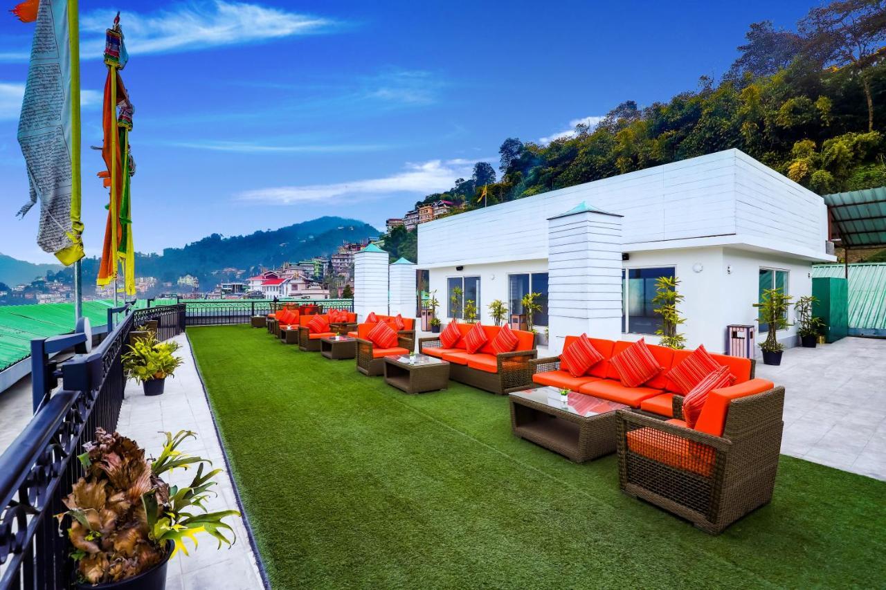 Summit Denzong Hotel & Spa Gangtok Exterior photo